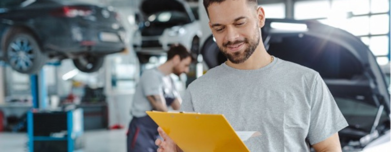 vérification d'un véhicule neuf pour éviter les vices caché